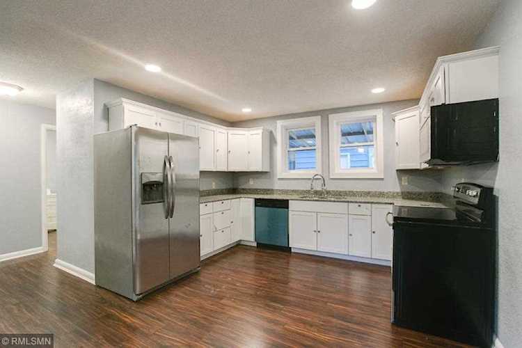 Saint Paul Greater East Side | MLS 5006517 | 1725 Stillwater Avenue | Zip Code 55106 Photo 1
