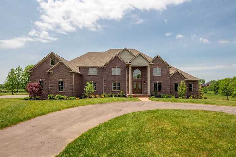 35 Delaney Place Nicholasville, KY 40356