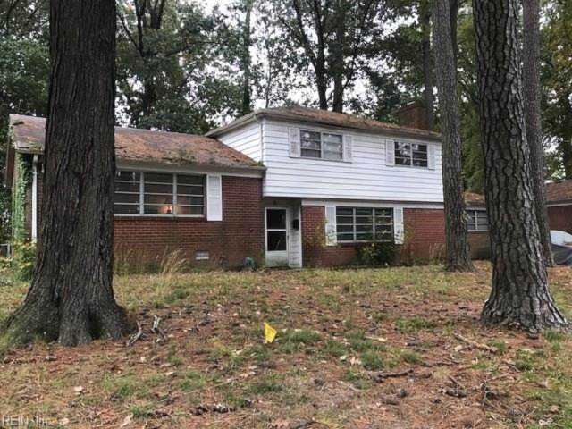 11 Balmoral Dr Hampton, VA 23669