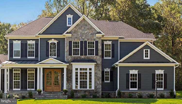 Waterford Crest Place For Sale in Waterford Photo 1