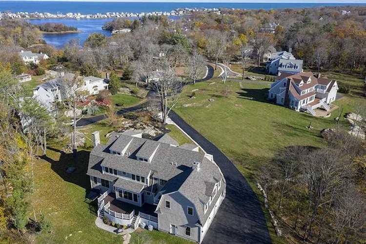 30 Ocean Ledge Dr Cohasset, MA 02025