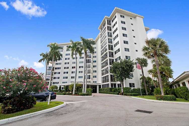 86 Macfarlane Drive #3j Delray Beach, FL 33483