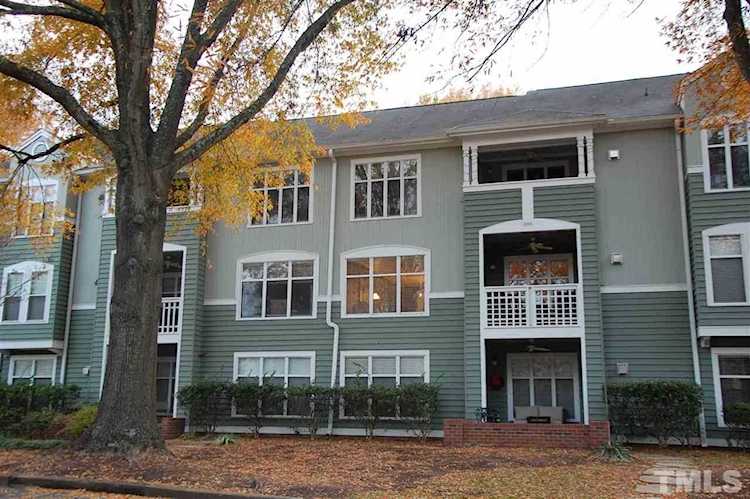 1221 Westview Lane #207 Raleigh, NC 27605 | MLS 2227091 Photo 1