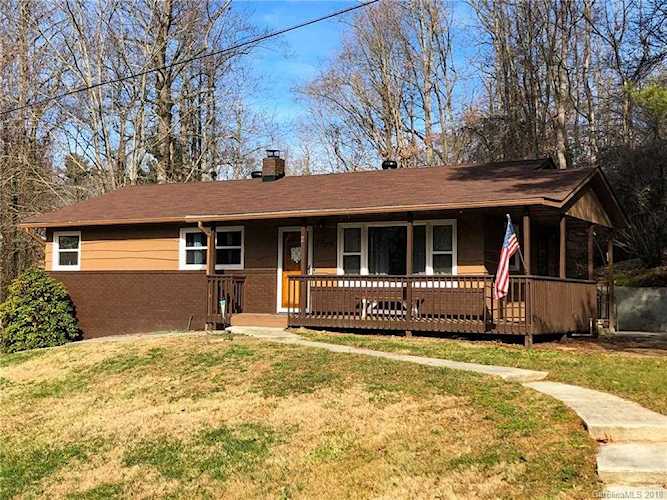 2 Baker Place Asheville, NC 28806 | MLS 3456723 Photo 1