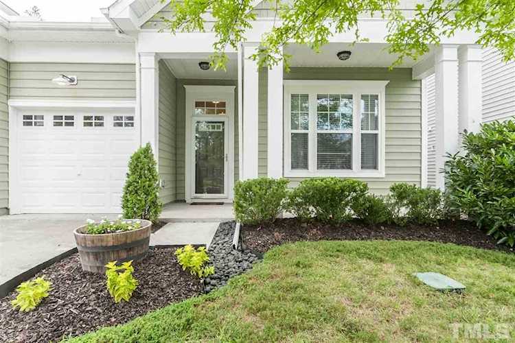 1910 Woodsdale Drive Durham, NC 27703 | MLS 2227138 Photo 1