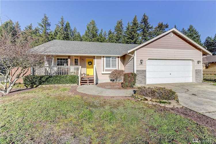 24812 37th Ave E Spanaway, WA 98387 | MLS ® 1391837 Photo 1