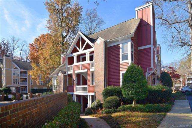 2502 Cranbrook Ln Charlotte, NC 28207 | MLS 3457081 Photo 1