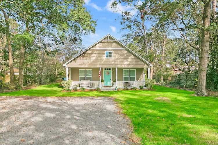 Home For Sale At 5723 Camellia Lane, Wilmington NC in Camellia Heights Photo 1