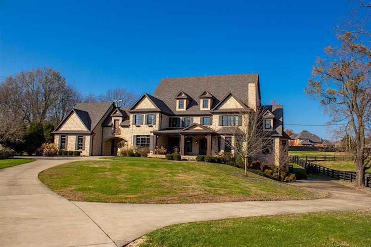 1911 Parkers Mill Road Lexington, KY 40504