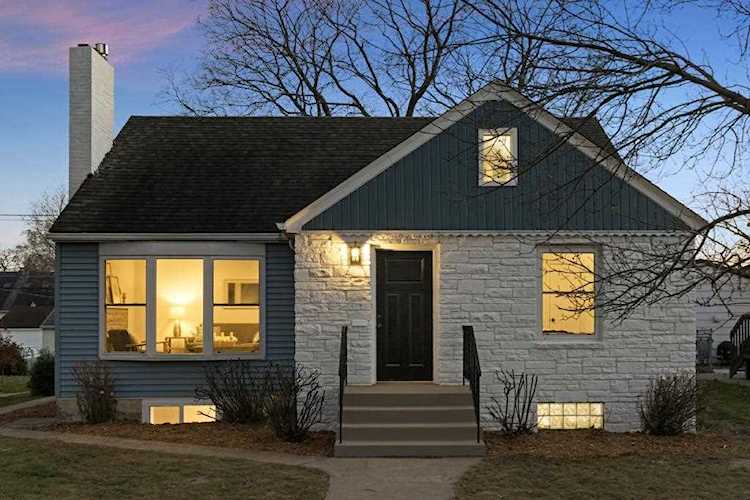 Saint Paul Como | MLS 5021621 | 912 Idaho Avenue W | Zip Code 55117 Photo 1