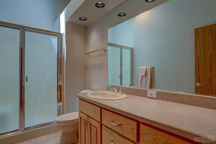 61691 Tam McArthur Loop Bend, OR 97702 | MLS 201806654 Photo 1