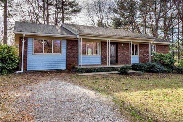 8 Southwicke Place Arden, NC 28704 | MLS 3456564 Photo 1