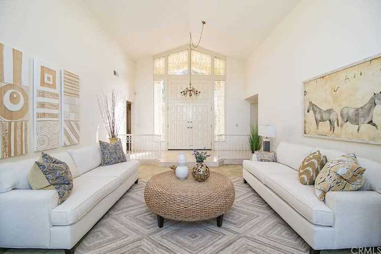 18231 Hillcrest Circle Villa Park, CA 92861 | MLS PW18293278 Photo 1