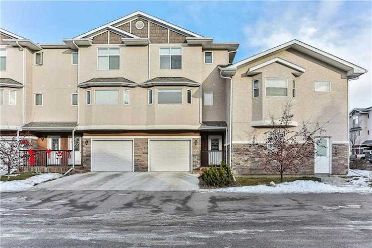 222 Strathcona Circle Strathmore, AB T1P 0B1