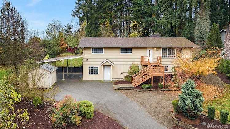 3419 W Tapps Drive E Lake Tapps, WA 98391 | MLS ® 1396653 Photo 1