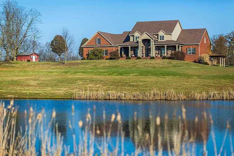 800 Lucas Lane Frankfort, KY 40601