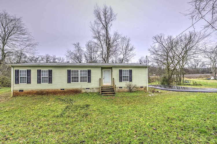 2962 W Old Andrew Johnson Highway W Hwy Strawberry Plains, TN 37871 | MLS 1065694 Photo 1