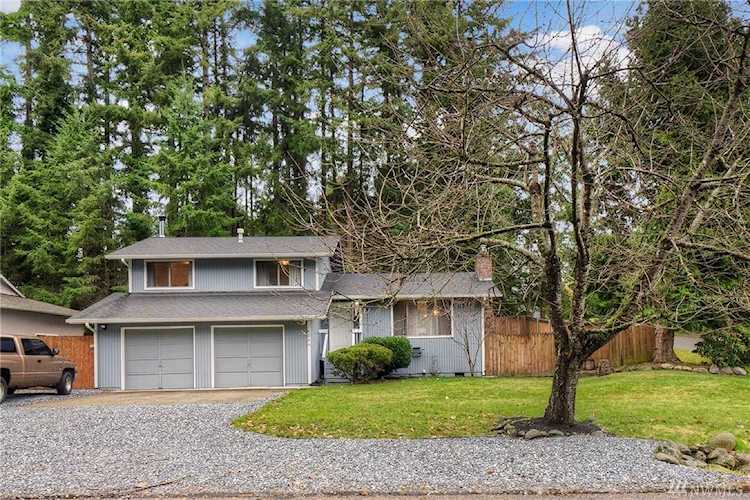 6209 190th Ave E Lake Tapps, WA 98391 | MLS ® 1398780 Photo 1