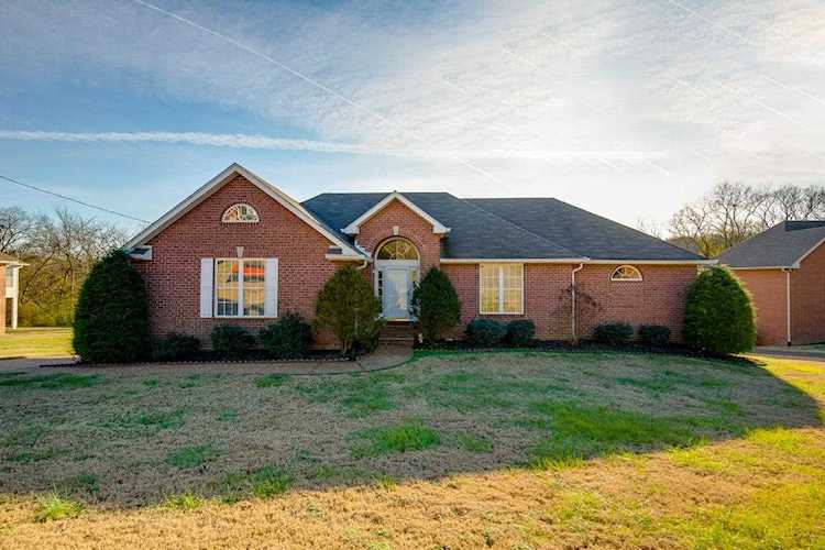 233 Birdwell Ct Goodlettsville, TN 37072 | MLS 2001634 Photo 1