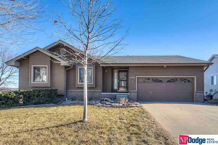 8205 S 66th Ave La Vista, NE 68128 | MLS 21900564 Photo 1