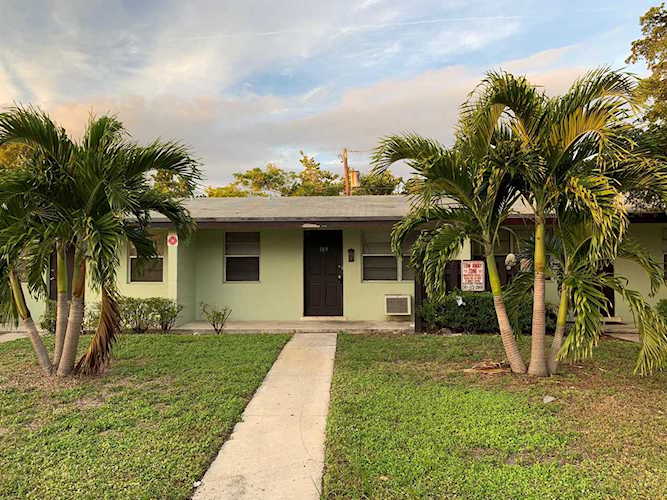 109 NE 6Th Avenue Boynton Beach, FL 33435 - MLS# RX-10494214 | BoyntonBeachRealEstate.com Photo 1