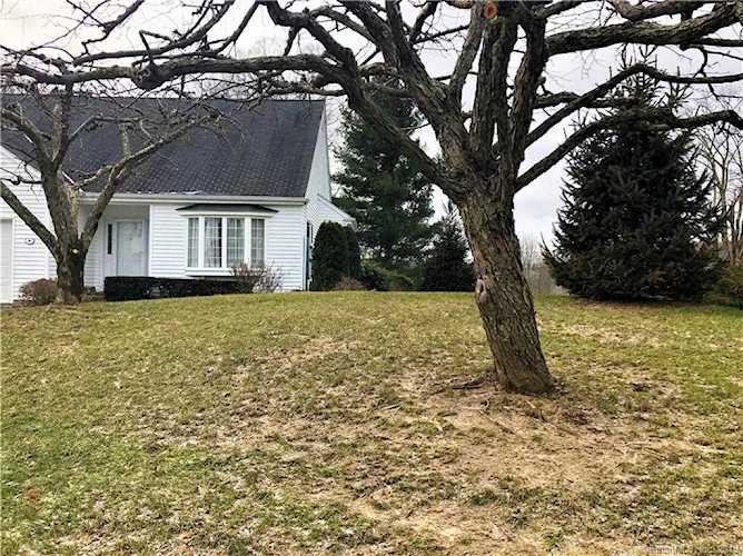 8 Emerson Court #8 Litchfield, CT 06759 | MLS 170144793 Photo 1