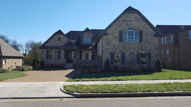 110 Nogs Gdn Gallatin, TN 37066 | MLS 2002125 Photo 1