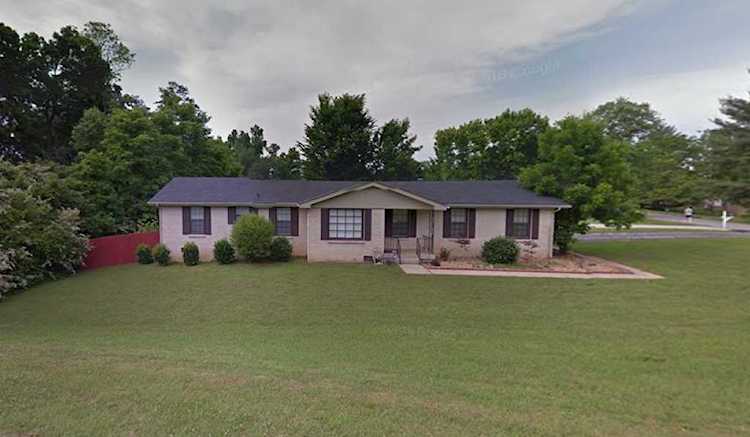 573 Chesterfield Dr Clarksville, TN 37043 | MLS 2002133 Photo 1