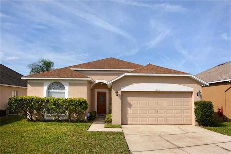 11918 Redbridge Drive Orlando FL by RE/MAX Downtown Photo 1