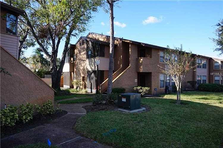 2936 Antique Oaks Circle #67 Winter Park FL by RE/MAX Downtown Photo 1