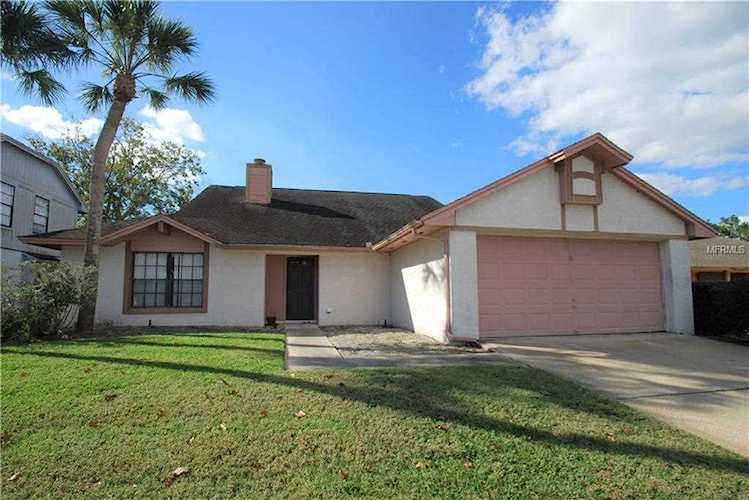 688 Kissimmee Place Winter Springs FL by RE/MAX Downtown Photo 1