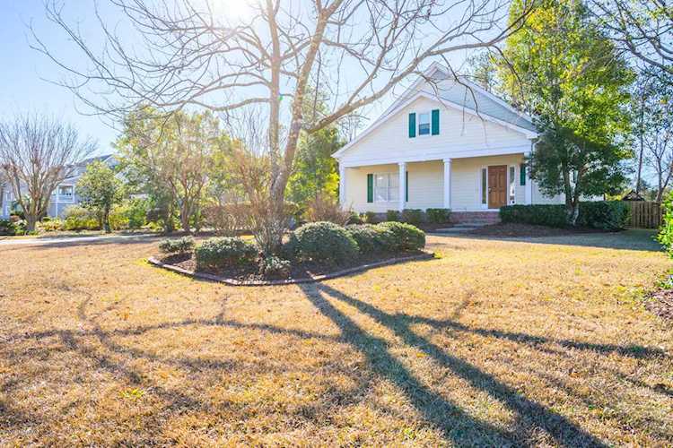 Home For Sale At 6106 Chilcot Lane, Wilmington NC in Brooks Landing Photo 1