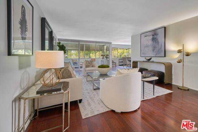 1539 N Laurel Avenue #305, Los Angeles, CA 90046 | MLS #18417352 Photo 1