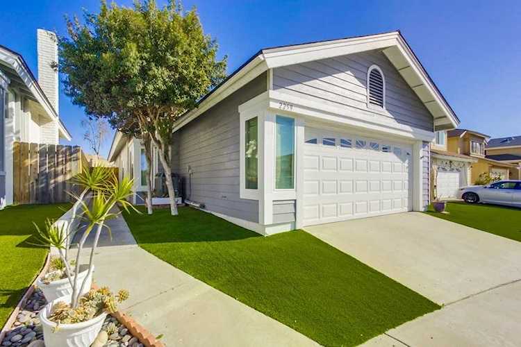 2259 Ravenwood Dr Lemon Grove, CA 91945 | MLS 190002590 Photo 1