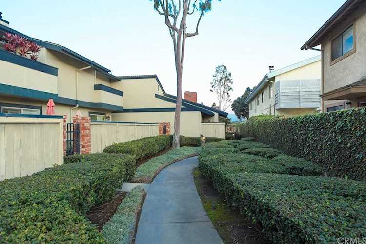16618 Algonquin Street #36 Huntington Beach, CA 92649 | MLS OC18219074 Photo 1