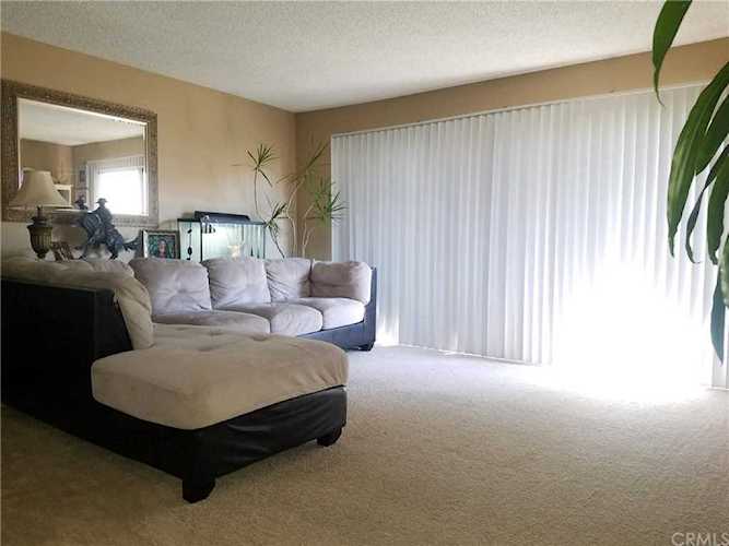 3050 S Bristol Street #3F Santa Ana, CA 92704 | MLS PW19001058 Photo 1