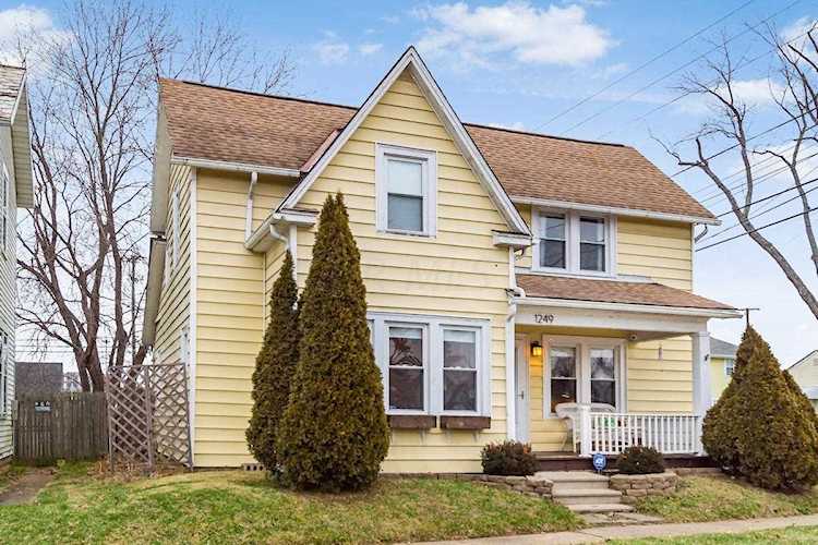 1249 E Chestnut Street Lancaster, OH 43130 | MLS 219000924 Photo 1