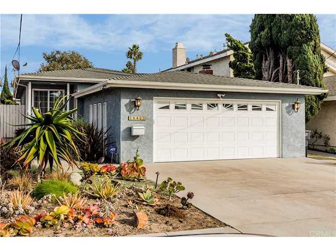 18422 Grevillea Avenue, Redondo Beach, CA 90278 | MLS #SB18273604 Photo 1
