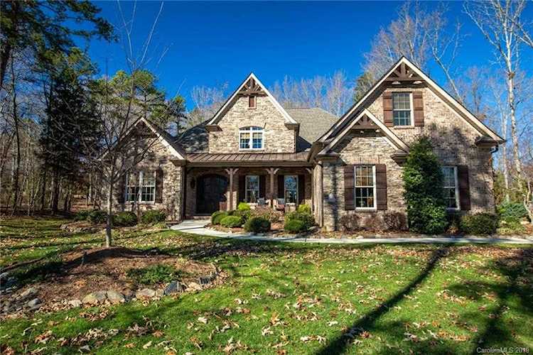 521 Medora Ln Fort Mill, SC 29708 | MLS 3464206 Photo 1