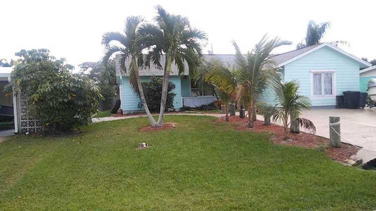 2984 SE Banyan Street Stuart, FL 34997 | MLS RX-10494827 Photo 1