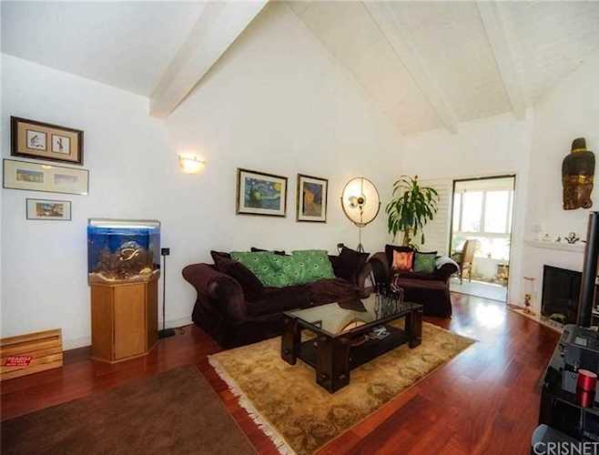 1909 Pelham Avenue #303, Los Angeles, CA 90025 | MLS #SR19006381 Photo 1