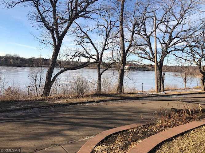 Saint Paul Como | MLS 5133528 | 1252 Como Boulevard E | Zip Code 55117 Photo 1