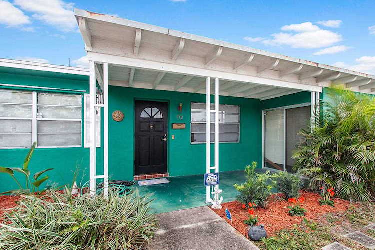712 Foresteria Drive Lake Park, FL 33403 | MLS RX-10498049 Photo 1