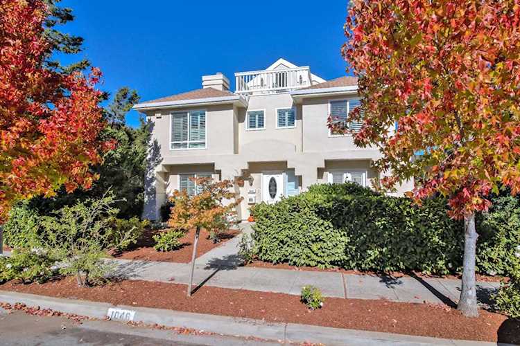 1046 Laguna Ave Burlingame, CA 94010 | MLS ML81730341 Photo 1