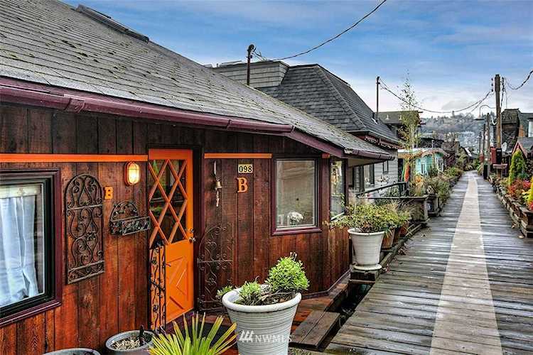 2019 Fairview Ave E #B Seattle, WA 98102 | MLS ® 1404011 Photo 1