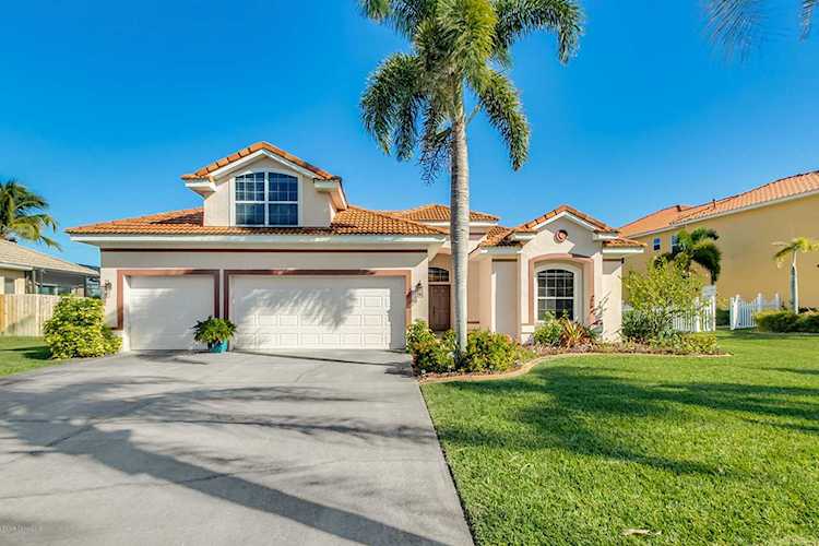 235 Waterside Drive Indian Harbour Beach, FL 32937 | MLS 835438 Photo 1
