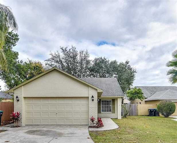11701 Cuxham Drive Orlando, FL 32837 | MLS O5759614 Photo 1