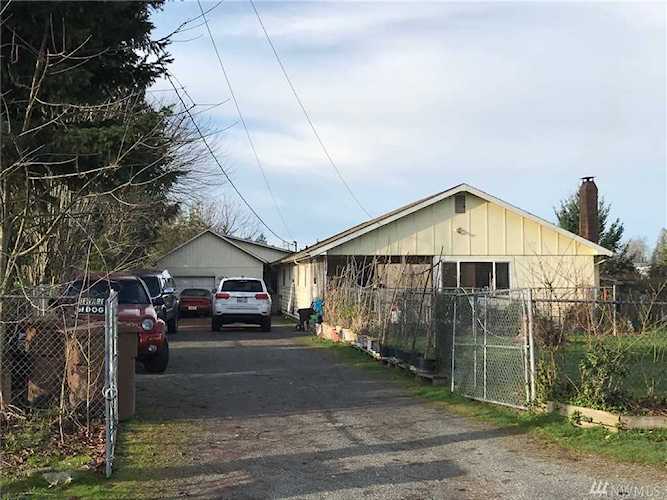9426 S A St Tacoma, WA 98444 | MLS ® 1396609 Photo 1