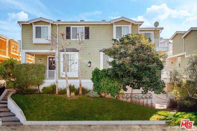 1208 Tennyson Street #7 in Manhattan Beach, CA - MLS# 19429742 Photo 1