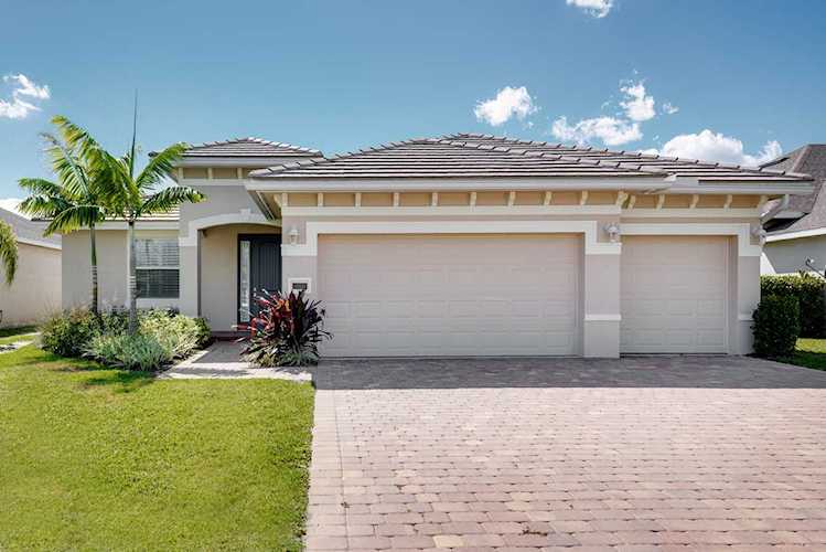 440 NW Sunflower Place Jensen Beach, FL 34957 | MLS RX-10501906 Photo 1